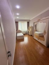 İcarəyə verilir 4 otaqlı yeni tikili 130 m² — Emlak