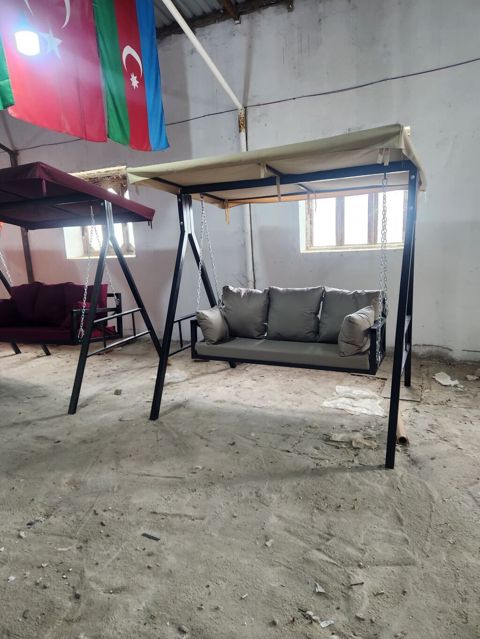 Bağ yelləncəyi – metal konstruksiyalı, 3 nəfərlik - Geniş oturacaq: 3