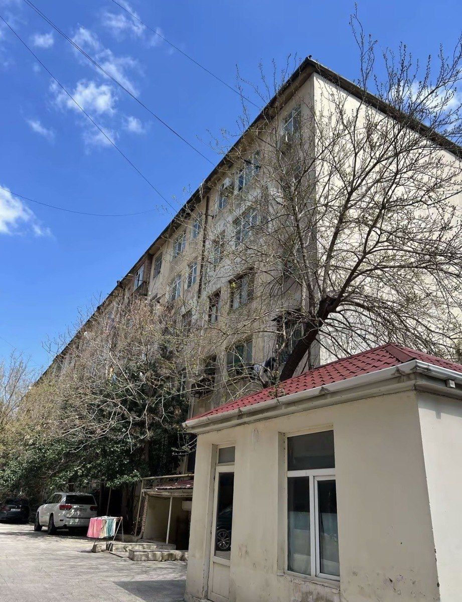 Satılır 3 otaqlı köhnə tikili 75 m² — Mənzil, Bakı