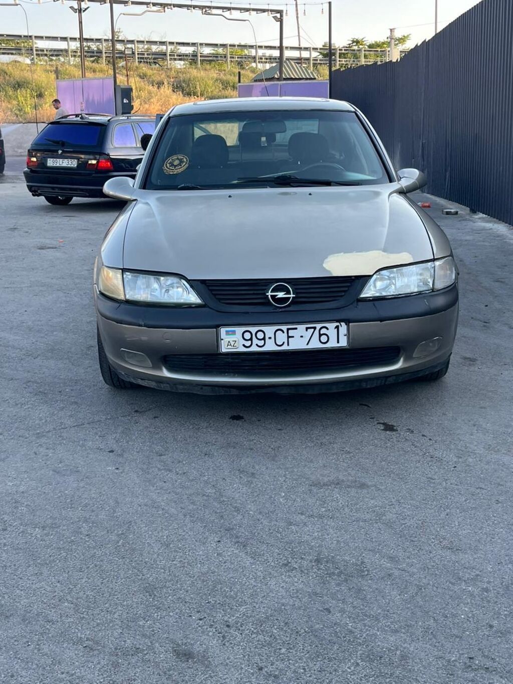 Opel Vectra: 2 l | 1997 il 337000 km Sedan
