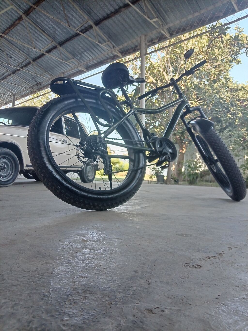 Fat Bike dağ velosipedi - 26x4.0 düym “fat” təkərlər: qum, qar — Velosipedlər, Ucar (8)