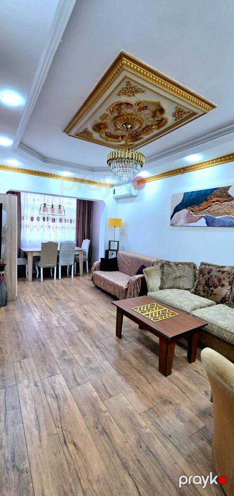 İcarəyə verilir 2 otaqlı köhnə tikili 75 m²