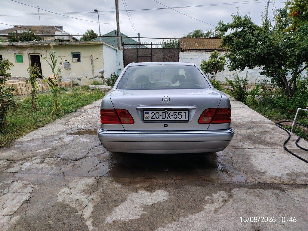 Mercedes E 200, 2.0 L, 1998 il, 400 000 km — Avtomobillər, Bərdə (2)