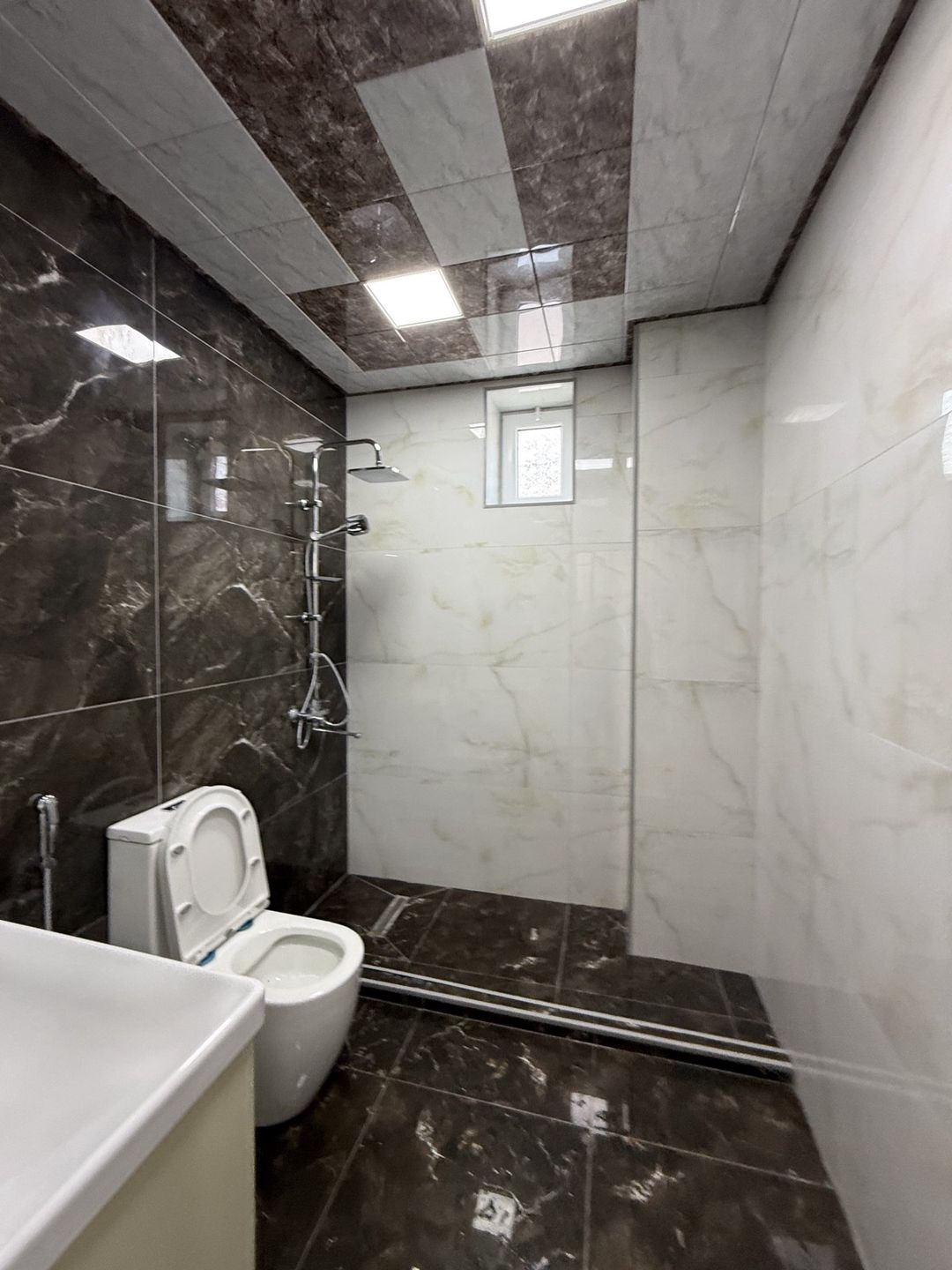 Satılır 5 otaqlı həyət evi/bağ evi 250 m² — Ev, villa, Bakı (6)