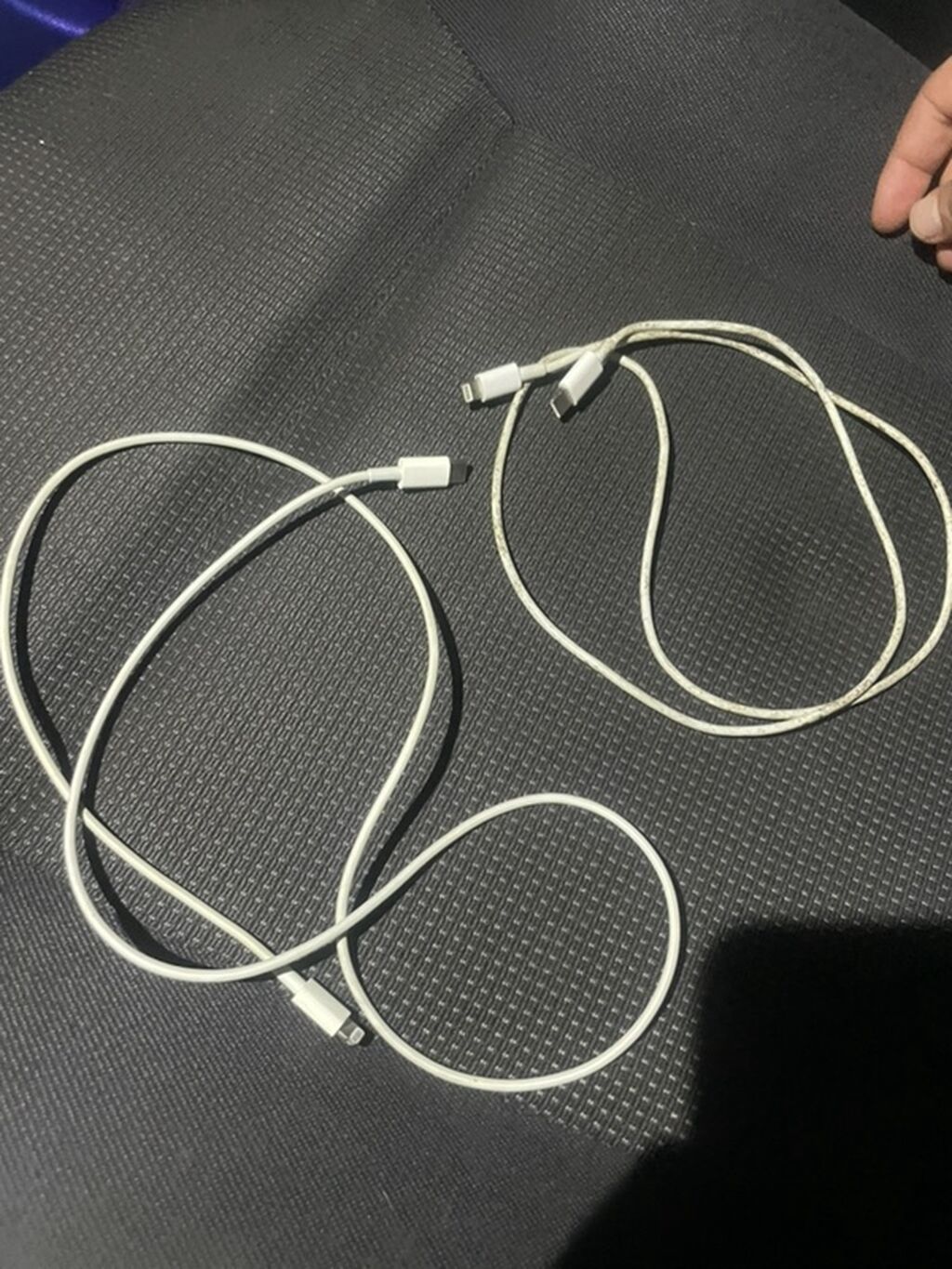 İphone usb si orginaldı qiymet 25 azn 1 ədədinə aiddir tək tək də — Elektronika, Gəncə (2)