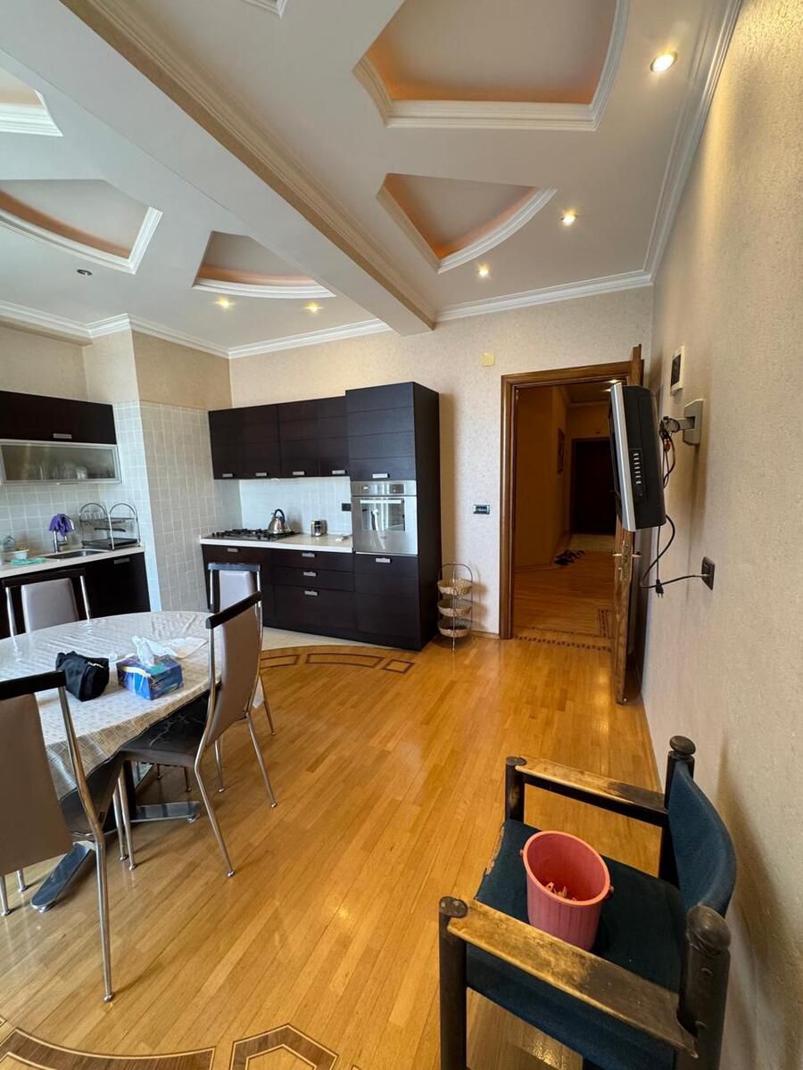 Satılır 4 otaqlı yeni tikili 181 m² — Mənzil, Bakı (6)