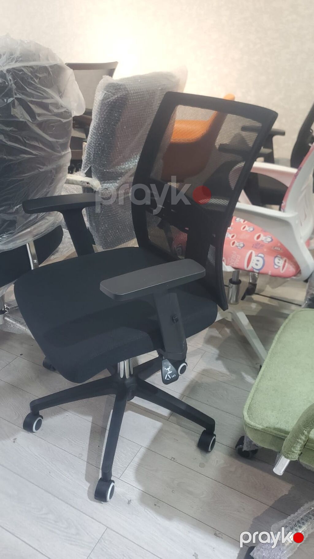 Yeni, Təkərli, Qolları tənzimlənir — Ofis mebeli, Bakı (8)