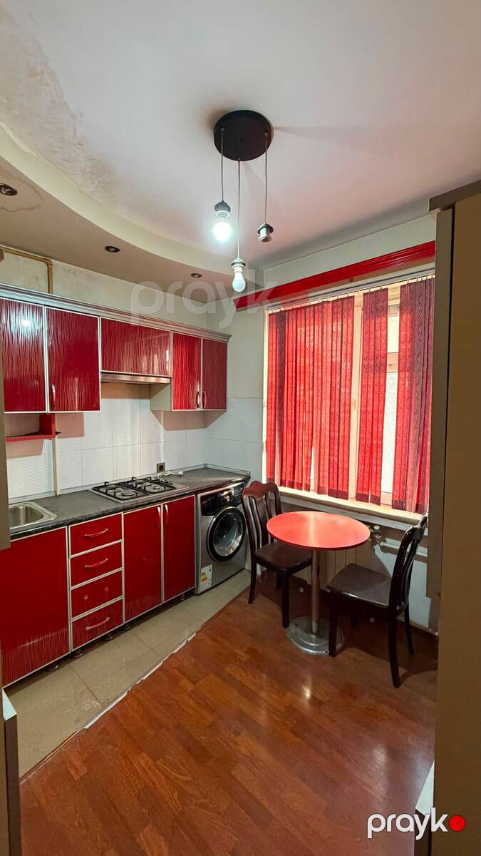 Satılır 2 otaqlı köhnə tikili 60 m² — Mənzil, Bakı (6)