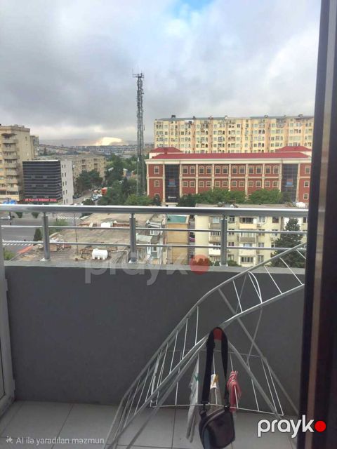 Satılır 2 otaqlı köhnə tikili 40 m²