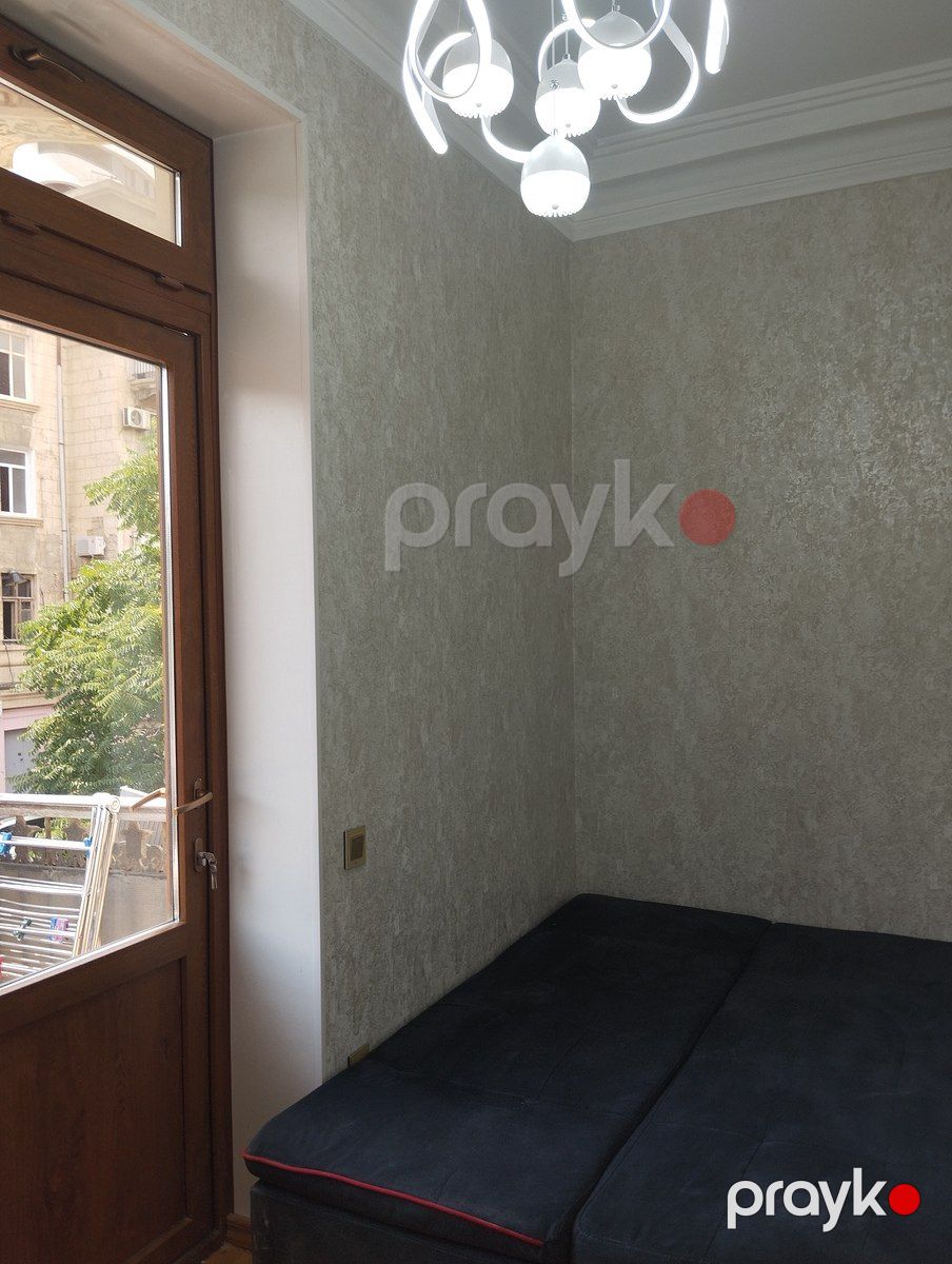 Satılır 2 otaqlı köhnə tikili 52 m² — Mənzil, Bakı (5)