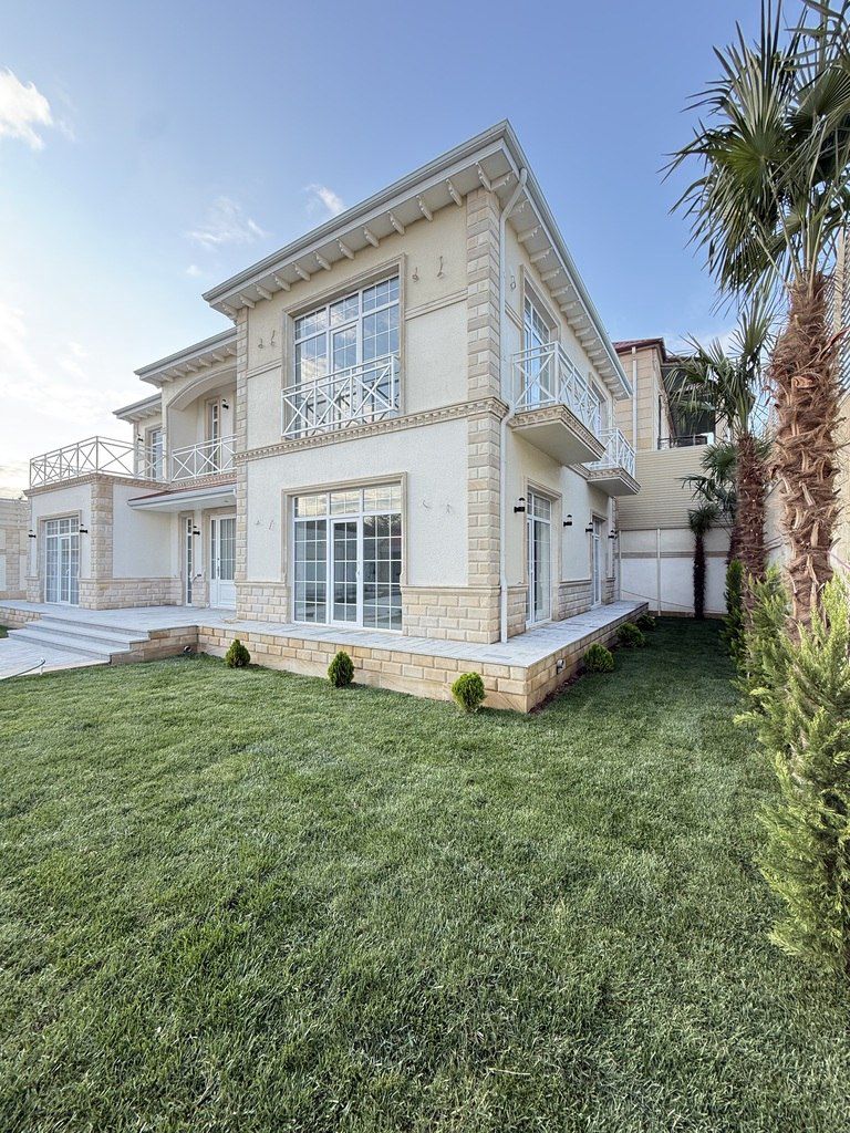 Satılır 5 otaqlı həyət evi/bağ evi 300 m² — Ev, villa, Bakı (6)