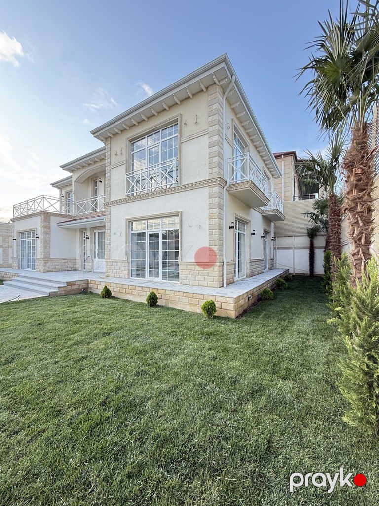 Satılır 5 otaqlı həyət evi/bağ evi 300 m² — Ev, villa, Bakı (6)