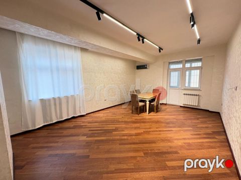 Satılır 3 otaqlı yeni tikili 130 m²