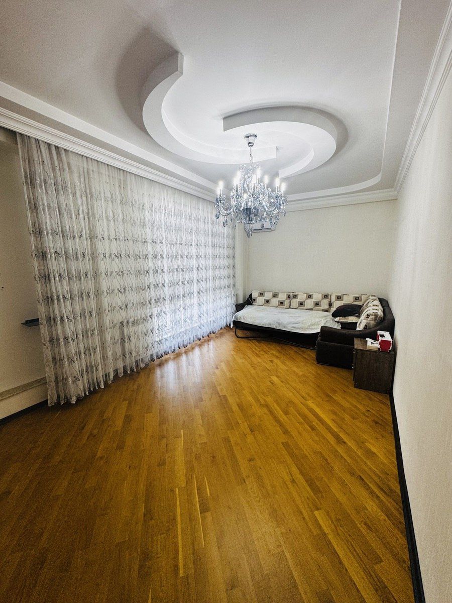 Satılır 4 otaqlı yeni tikili 200 m² — Mənzil, Bakı (12)