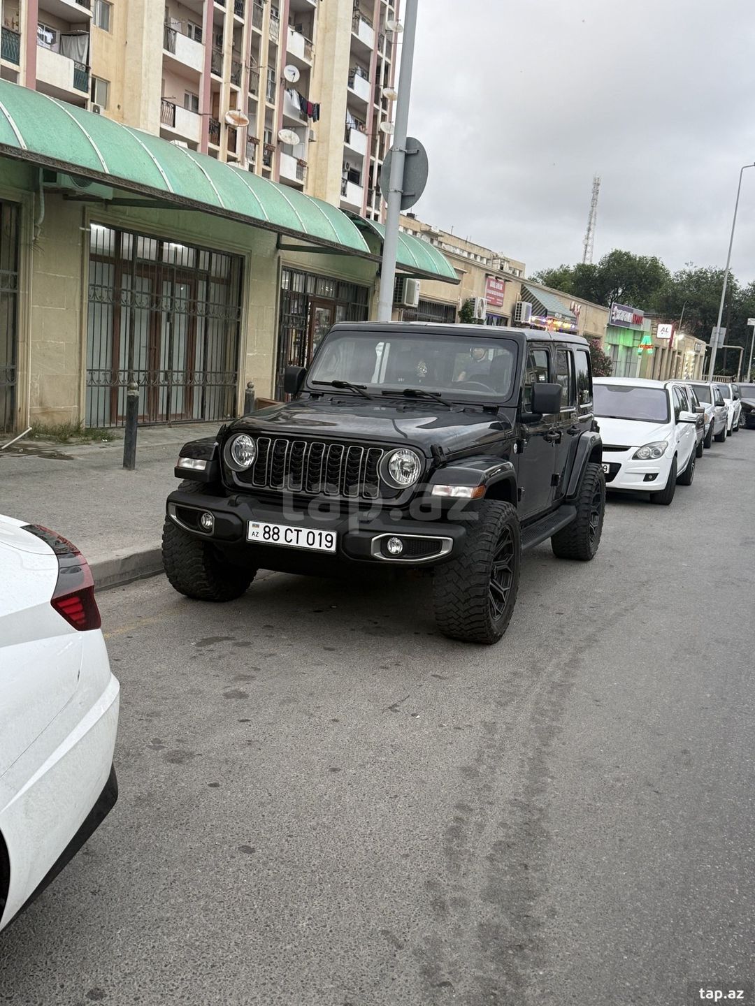 Jeep Wrangler təkərləri R20 — Ehtiyat hissələri və aksesuarlar, Bakı (9)