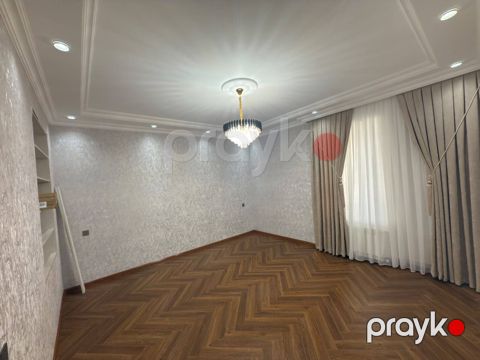 Satılır 2 otaqlı köhnə tikili 44 m²