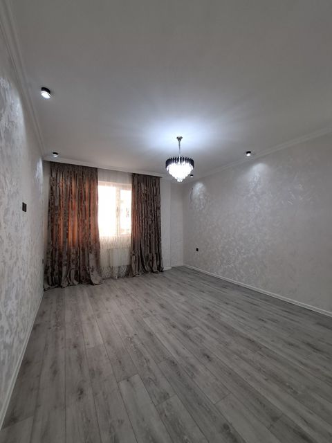 Satılır 2 otaqlı yeni tikili 70 m²