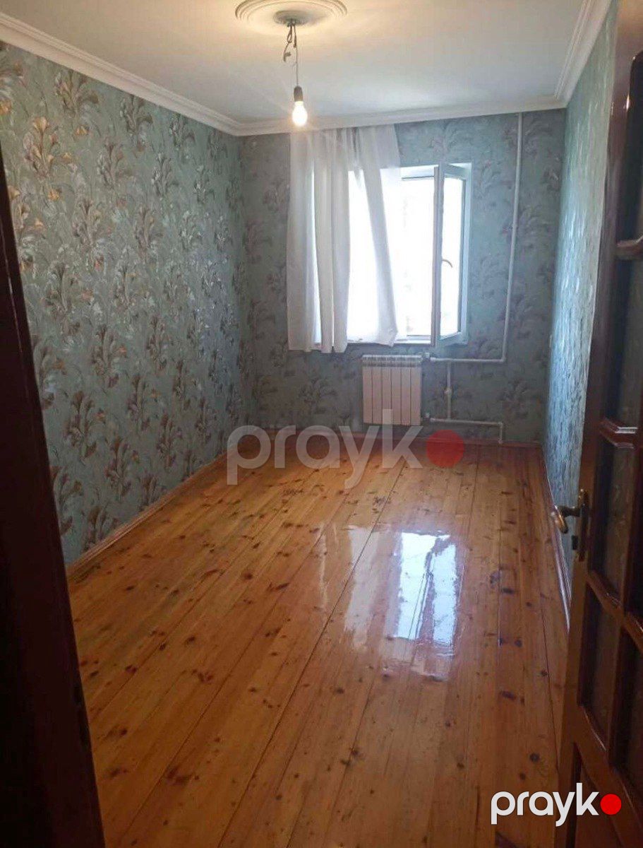 Satılır 4 otaqlı köhnə tikili 90 m² — Mənzil, Bakı (8)