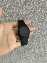 Minimalist dizaynlı qara qol saatı - Rəng: tam qara (mat effektli) - — Wristwatches