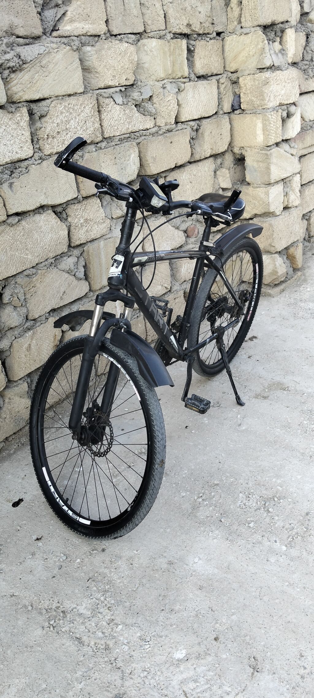 İşlənmiş Şəhər velosipedi Start, 28", sürətlərin sayı: 7, Ödənişli çatdırılma — Velosipedlər, Siyəzən