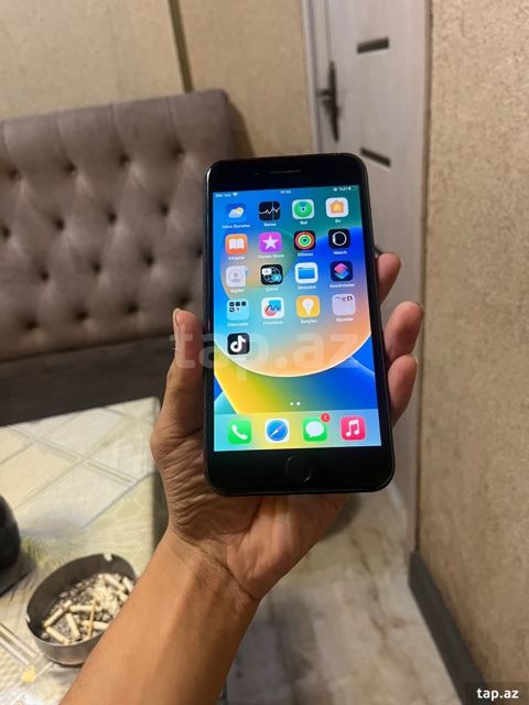 Apple iPhone 8 Plus Red 64GB — Sumqayıt