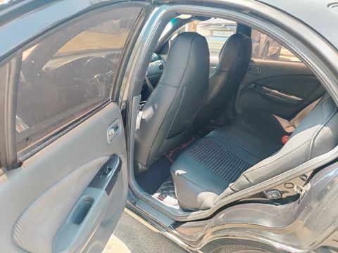 Nissan Sunny: 1.6 l | 2008 il Sedan