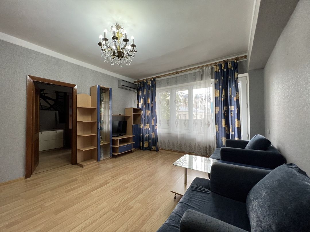 3-otaqlı mənzil, 28 May m., 80 m² — Mənzil, Bakı (4)