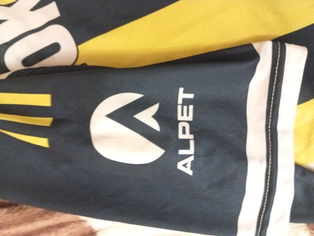 Futbolka, Adidas, L, rəng - Sarı — Şəxsi əşyalar, Bakı (5)