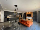 İcarəyə verilir 2 otaqlı yeni tikili 80 m² — Mənzil