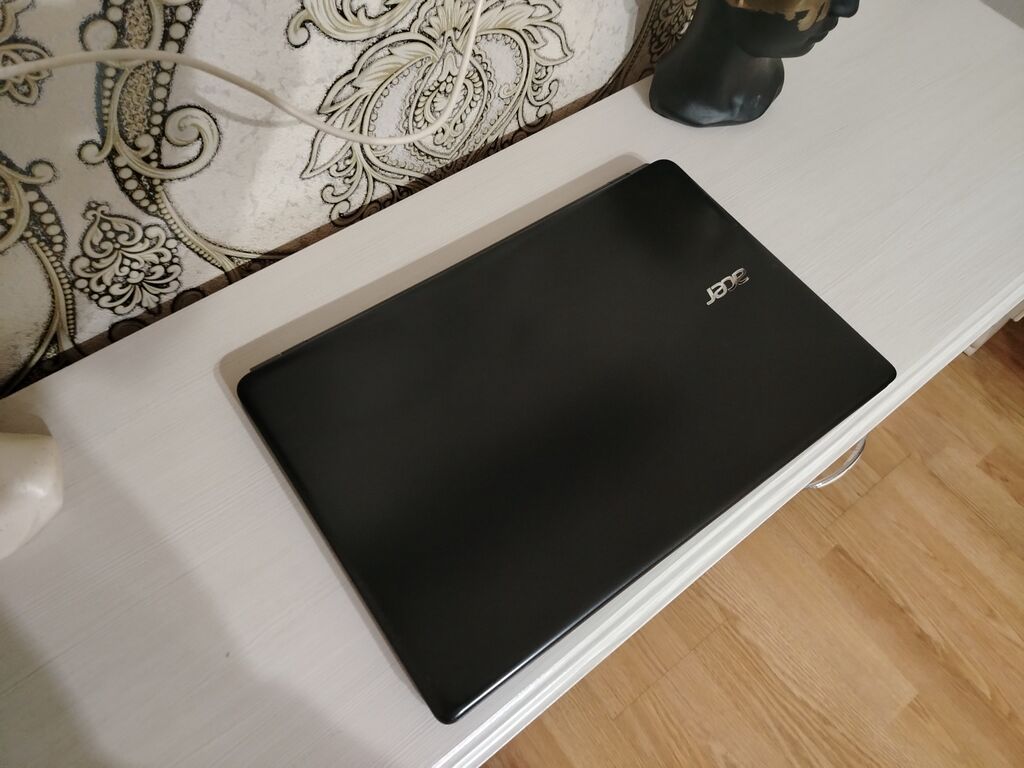 Acer Aspire E1-572G noutbuku Texniki xüsusiyyətlər: - Ekran: 15.6" - — Acer, Sumqayıt (5)