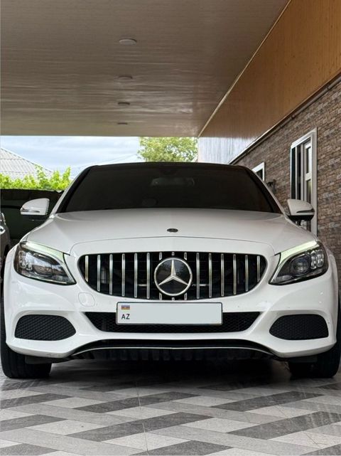 Mercedes C 300, 2.0 L, 2018 il, 198 507 km