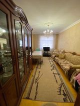 Satılır 3 otaqlı köhnə tikili 72 m² — Emil