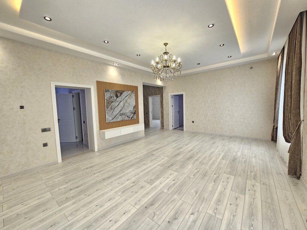 Satılır 7 otaqlı həyət evi/bağ evi 270 m² — Ev, villa, Bakı (12)