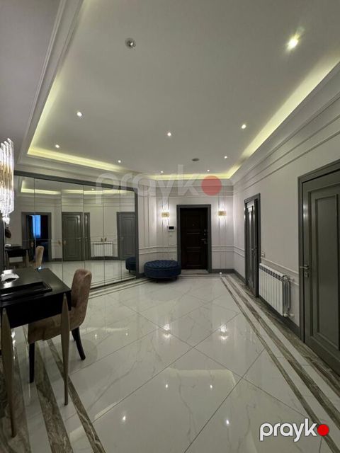 İcarəyə verilir 4 otaqlı yeni tikili 160 m²