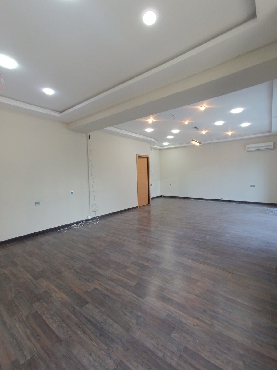 İcarəyə verilir 20 otaqlı ofis 1000 m² — Ofis, Bakı (9)