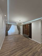 Satılır 3 otaqlı yeni tikili 90 m² — Недвижимость
