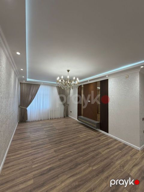 Satılır 3 otaqlı yeni tikili 90 m²