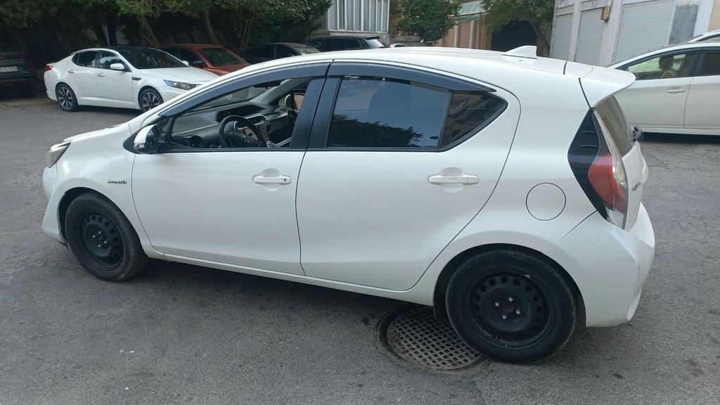 Toyota Aqua, 1.5 L, 0.87 kWh, 2017 il, 215 000 km — Avtomobillər, Bakı (4)