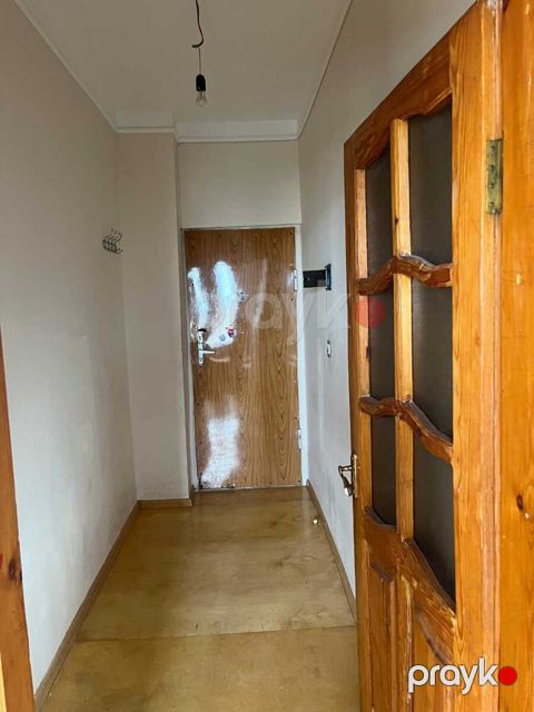 Satılır 2 otaqlı köhnə tikili 45 m²