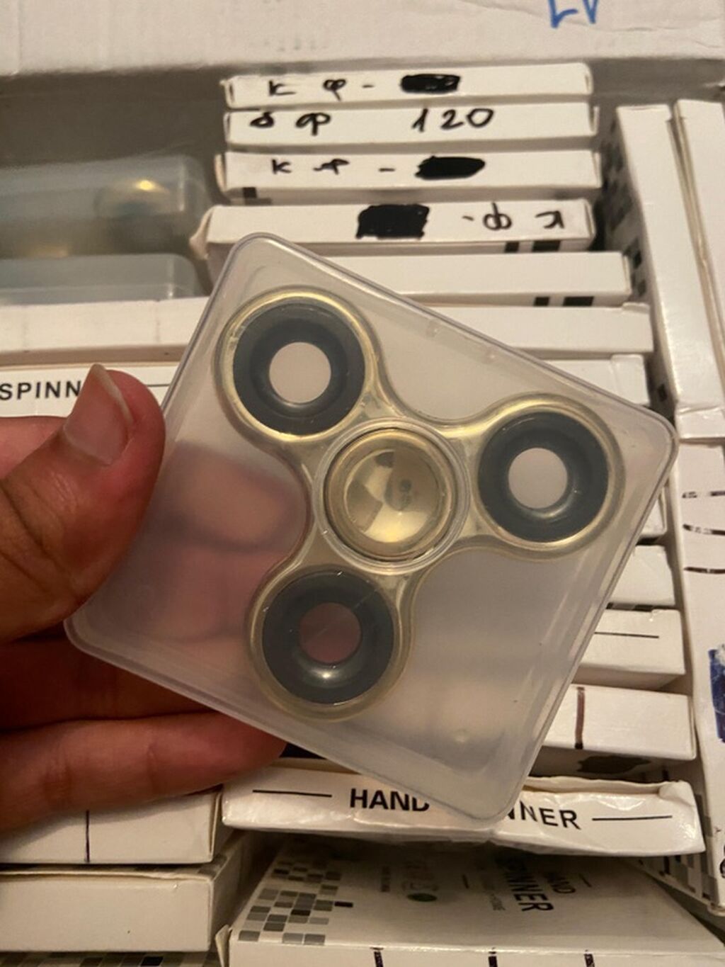 Metal görünümlü üçqanadlı fidget spinner (Hand Spinner) - Korpus — Oyuncaqlar, Bakı