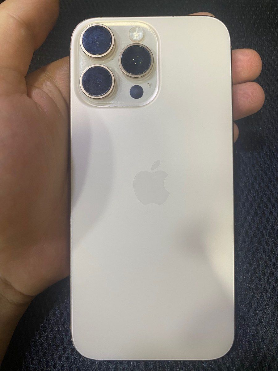 Apple iPhone 16 Pro Max Desert Titanium 256GB/8GB — Mallar, Bakı