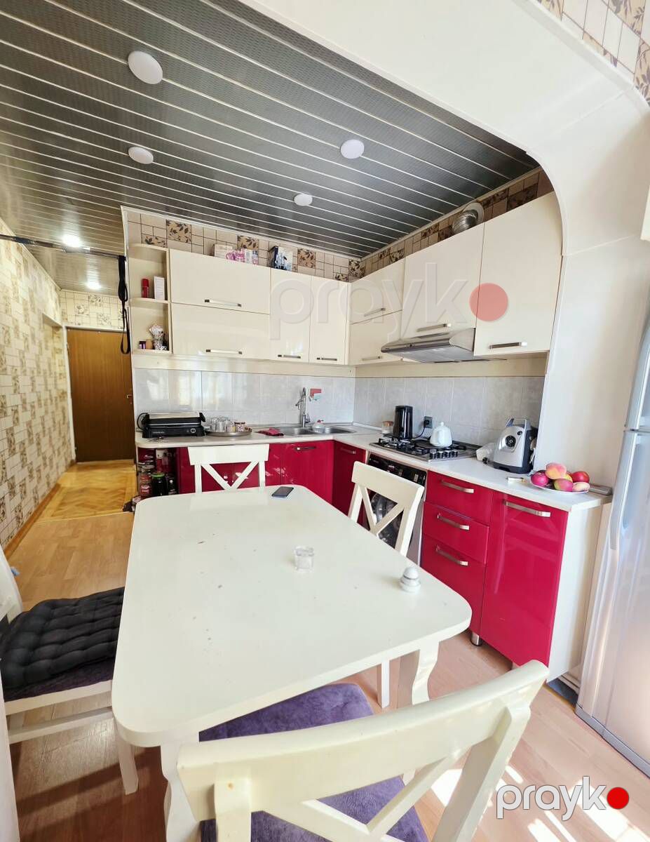 Satılır 2 otaqlı köhnə tikili 70 m² — Mənzil, Bakı (8)