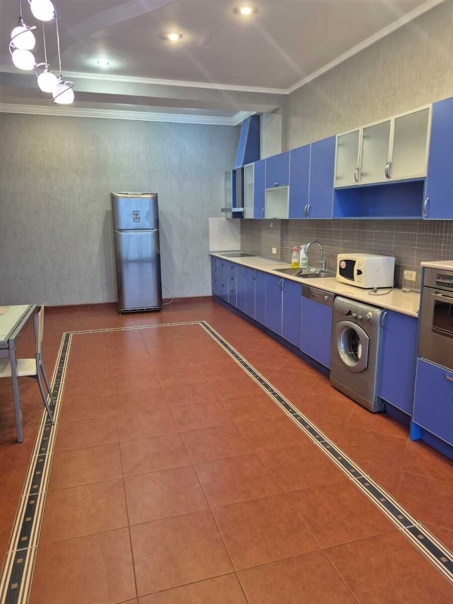 İcarəyə verilir 3 otaqlı yeni tikili 172 m² — Mənzil, Bakı (11)