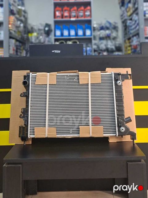 Chevrolet Cobalt və Ravon R4 su radiatoru