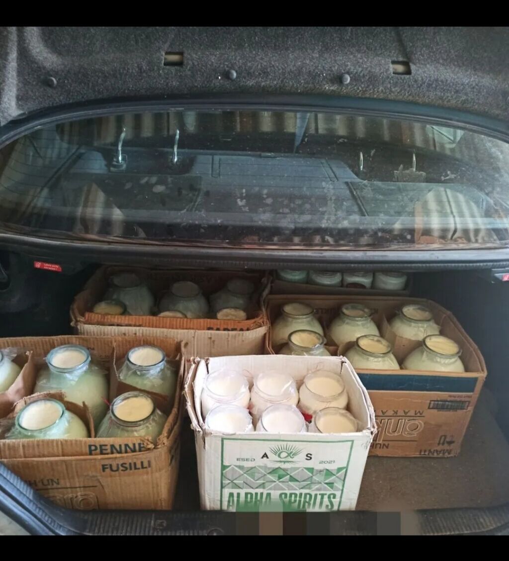 1 ltr --1 m 50 qəpik ( Süd ) 3 kq balon --4 m 50 qəpik (qatiq) 600 qr — Qida məhsulları, Bakı (2)