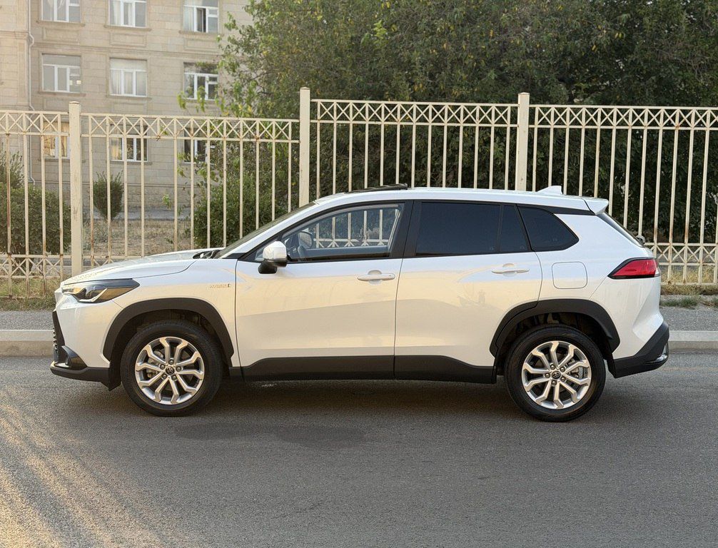 Toyota Frontlander, 2.0 L, 0.91 kWh, 2023 il, 65 000 km — Avtomobillər, Bakı (5)