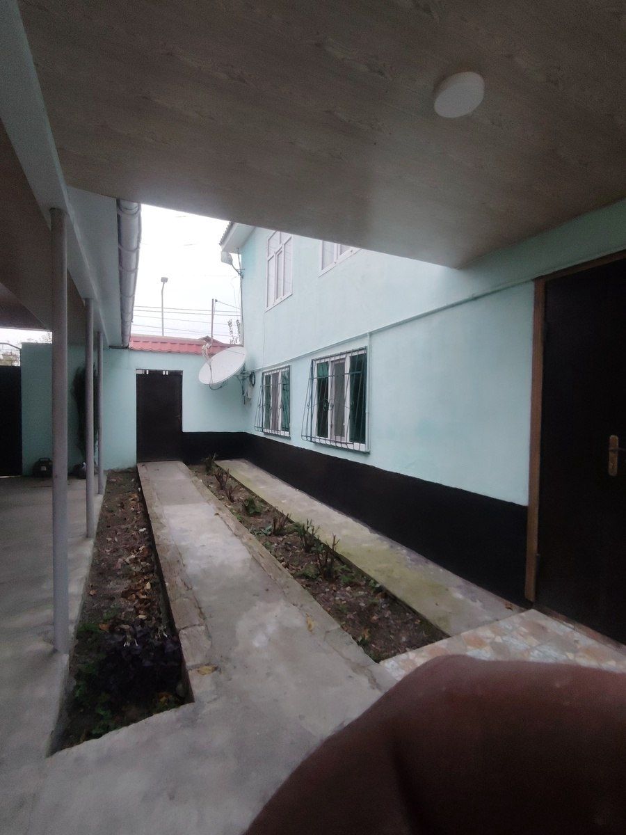 Həyət evi, Nəsimi küç. 179 — Daşınmaz əmlak, Qəbələ (8)