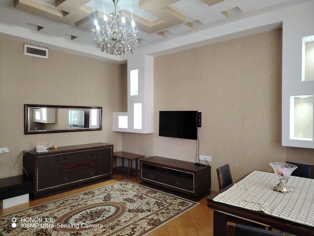 İcarəyə verilir 3 otaqlı yeni tikili 130 m² — Mənzil, Bakı (8)