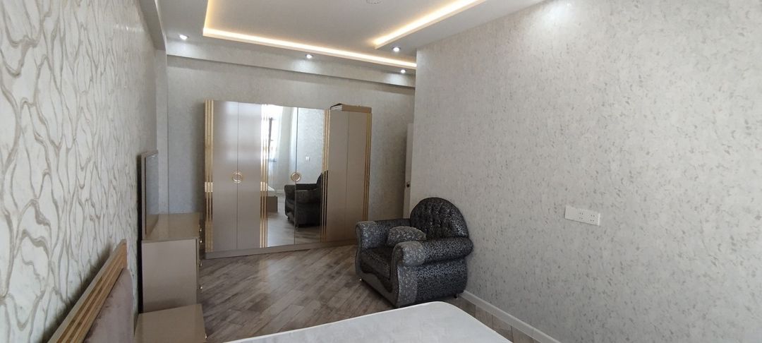 İcarəyə verilir 3 otaqlı yeni tikili 90 m² — Mənzil, Bakı (8)