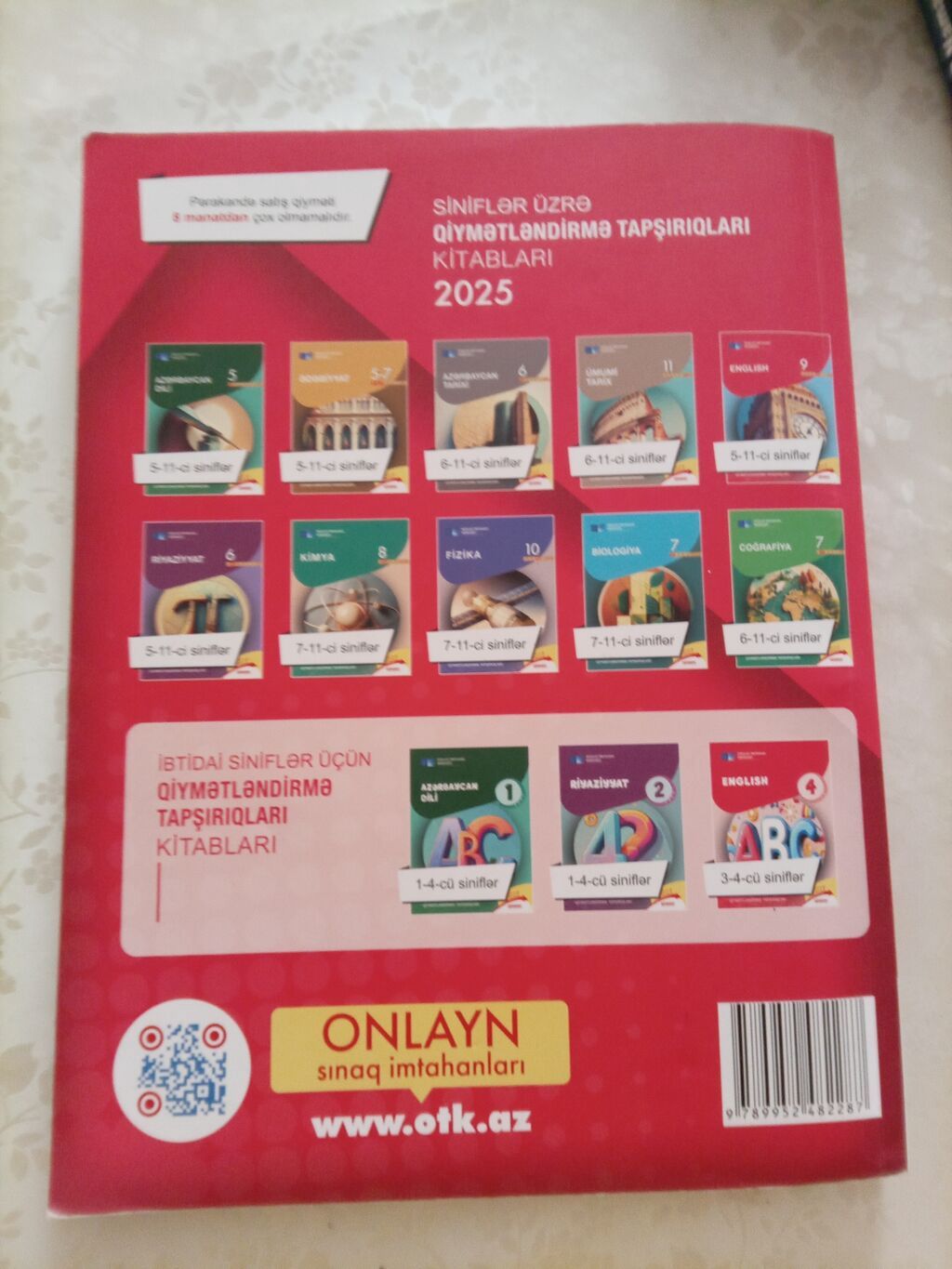 Məhsul: “ENGLISH – 2025 Test Toplusu” (I hissə) Təsvir: - Nəşriyyat — Kitablar və jurnallar, Bakı (2)